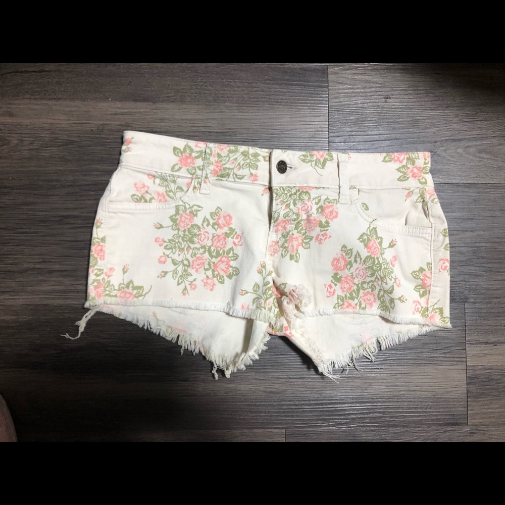 New) Siwy cut off floral shorts